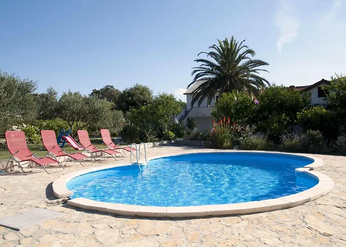 Family-Friendly Apartments With Swimming Pool Mundanije, Rab - 5076 Lägenhet *