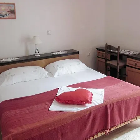 Lejlighed Family-friendly With Swimming Pool Mundanije, Rab - 5076 *