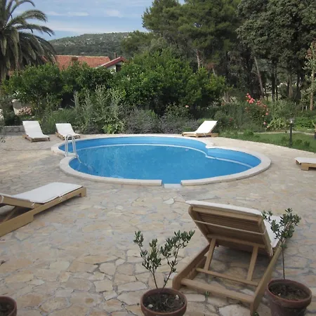 Lejlighed Family-friendly With Swimming Pool Mundanije, Rab - 5076 *
