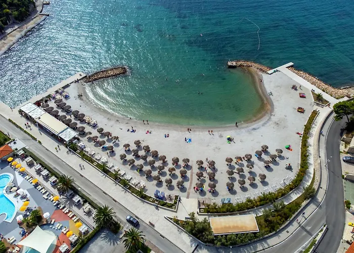 アパート Family-friendly With Swimming Pool Mundanije, Rab - 5076 Mundanije